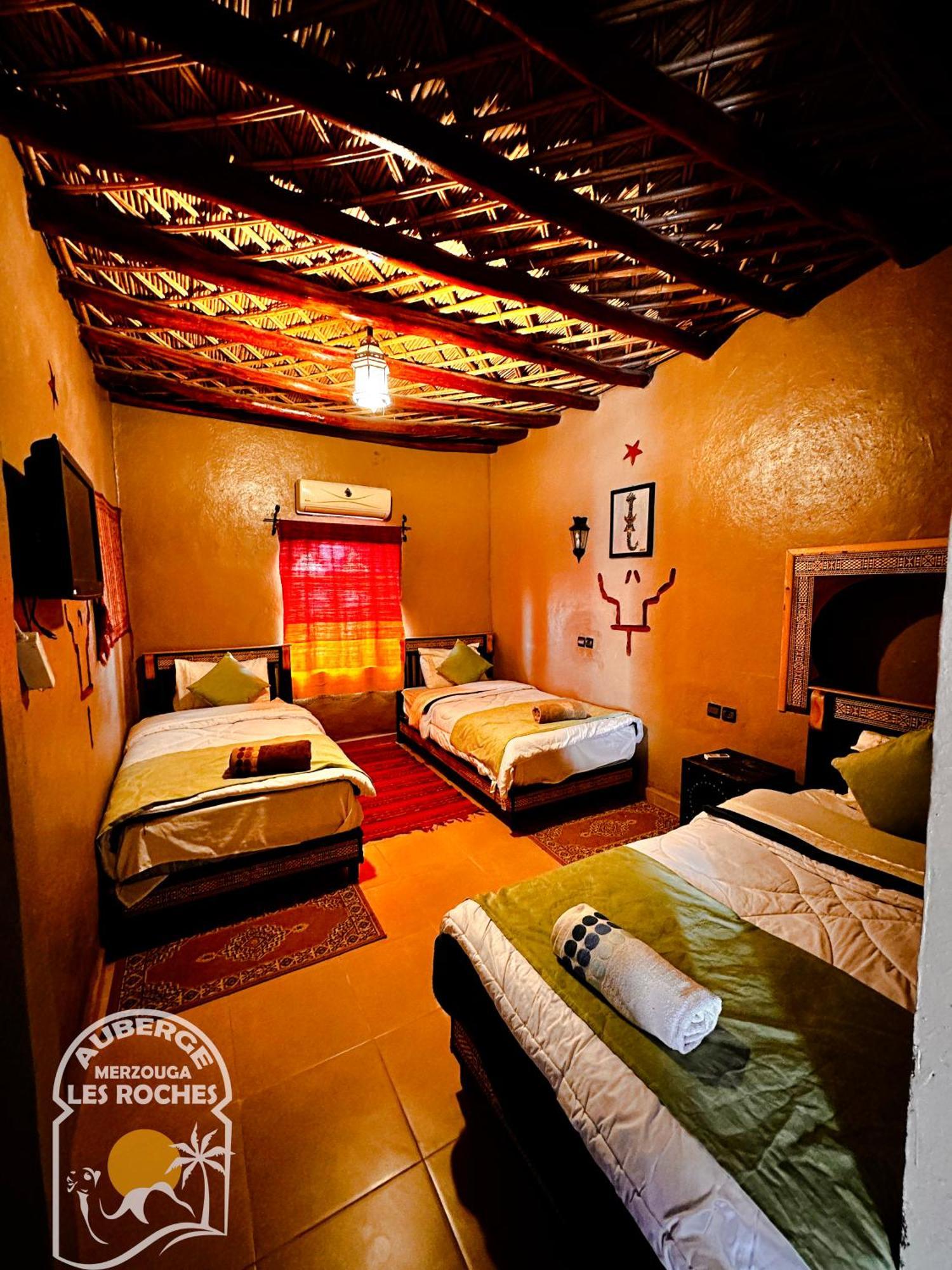 Riad Les Roches Мерзуга Экстерьер фото