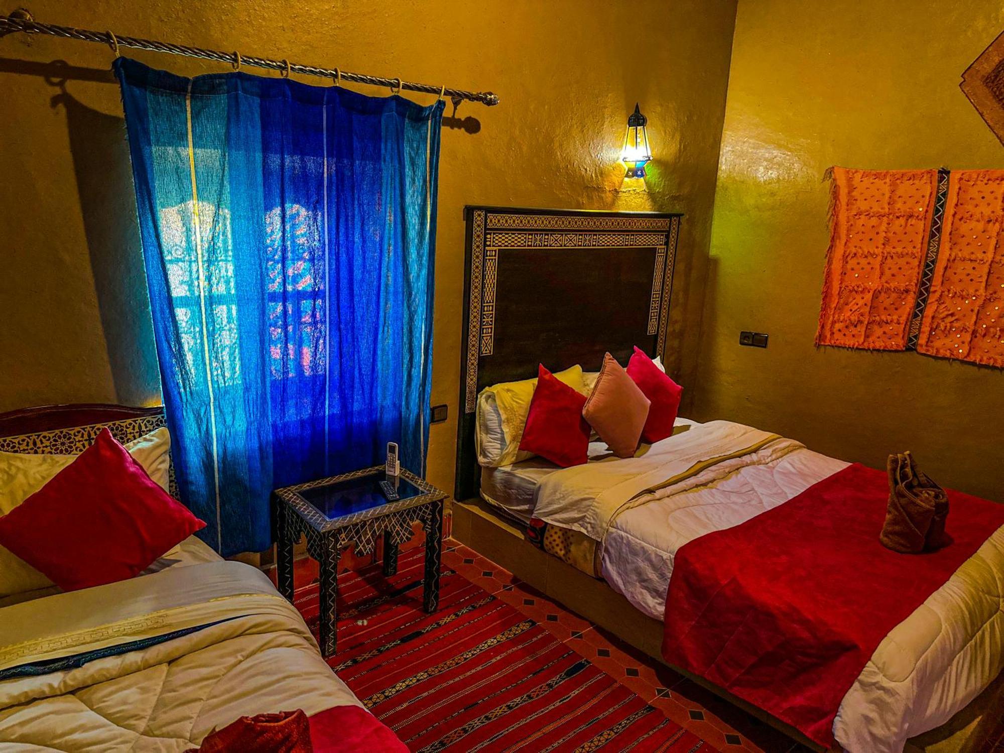 Riad Les Roches Мерзуга Экстерьер фото