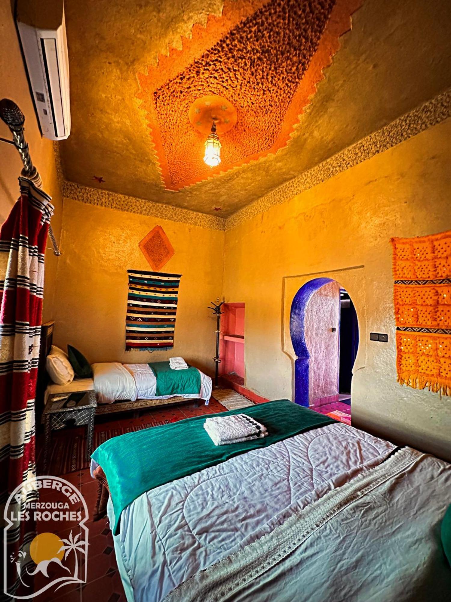 Riad Les Roches Мерзуга Экстерьер фото