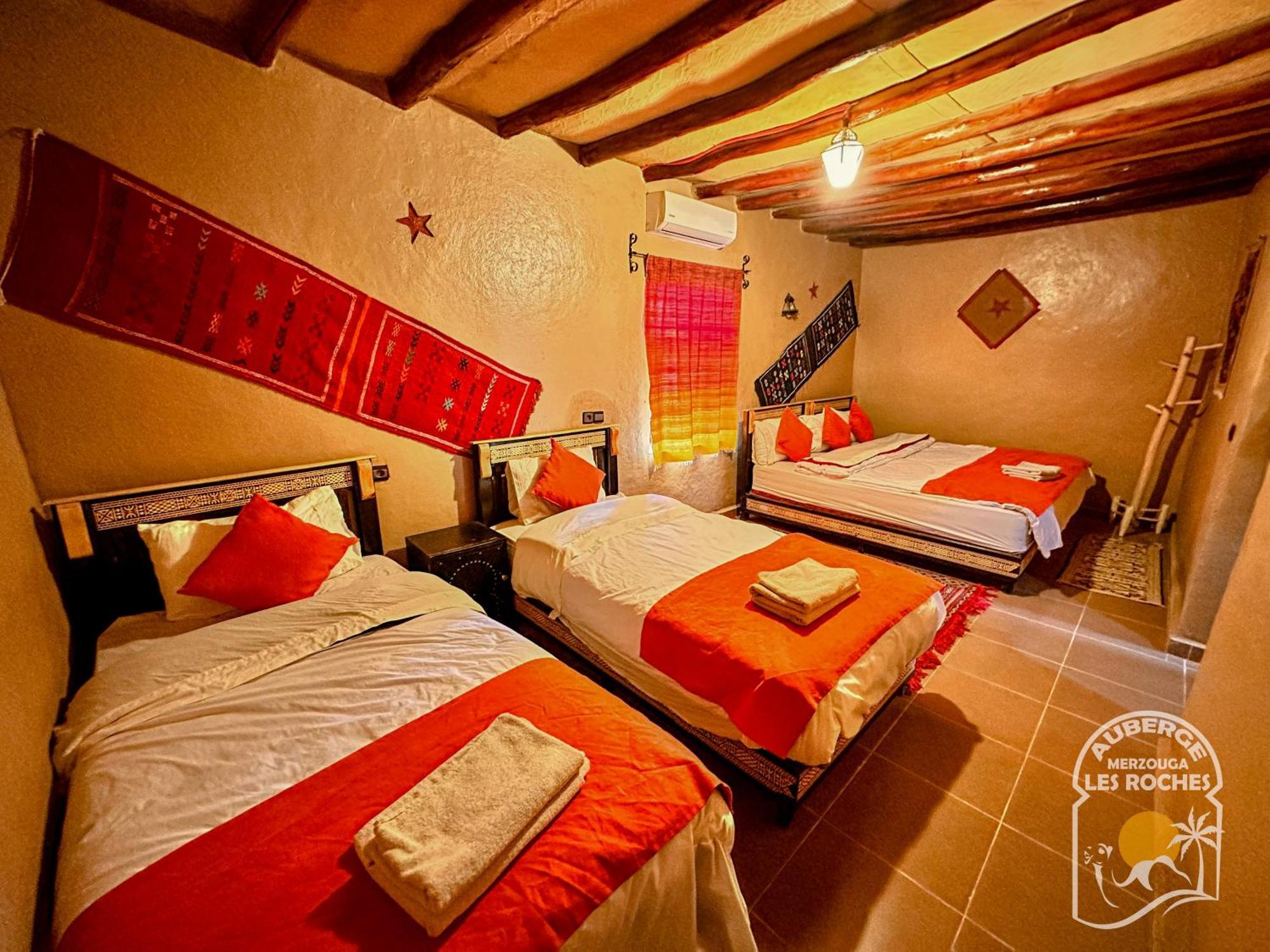 Riad Les Roches Мерзуга Экстерьер фото