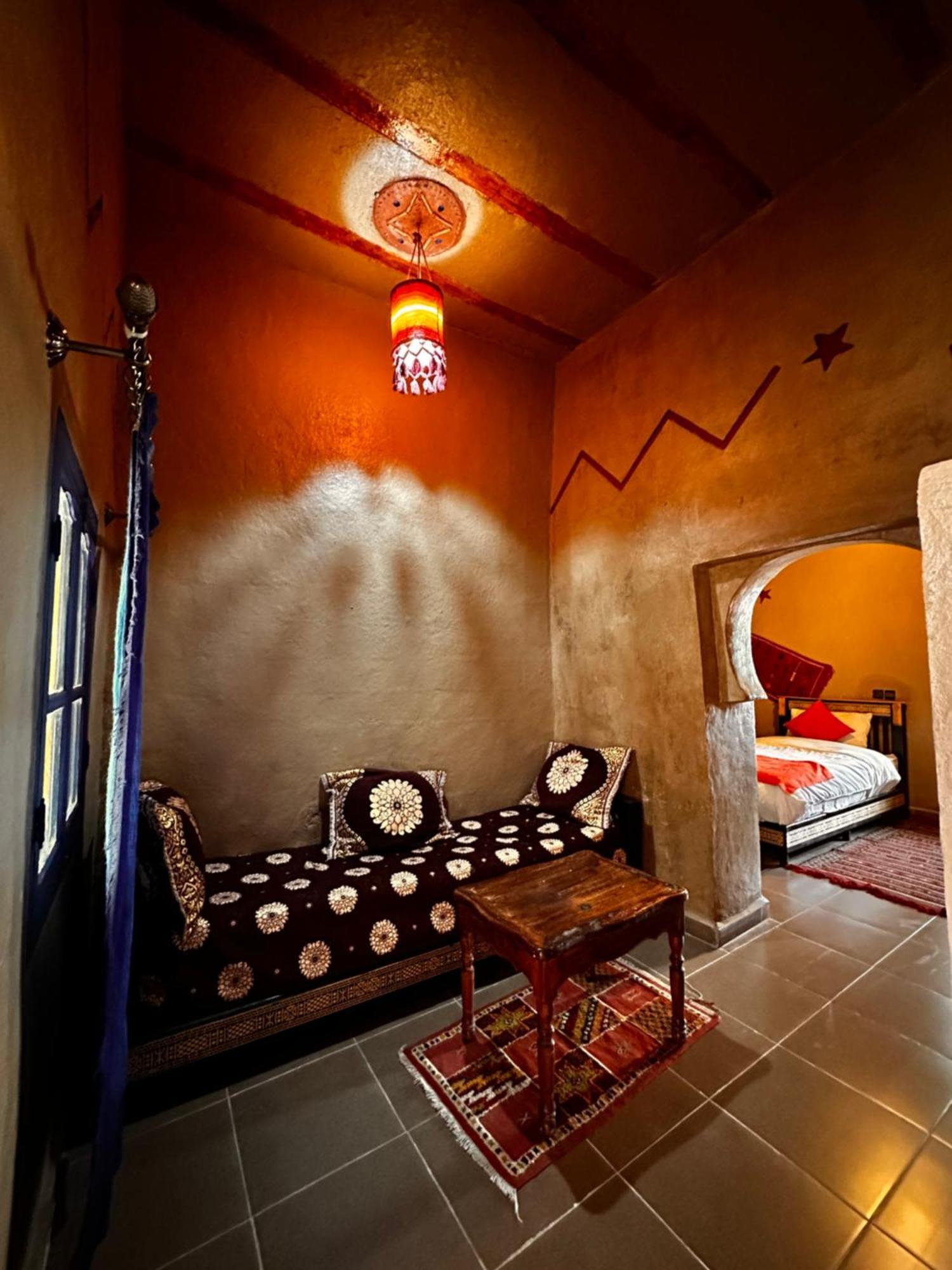 Riad Les Roches Мерзуга Экстерьер фото